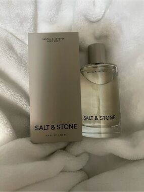 Salt & Stone Santal & Vetiver Body Mist — Beige